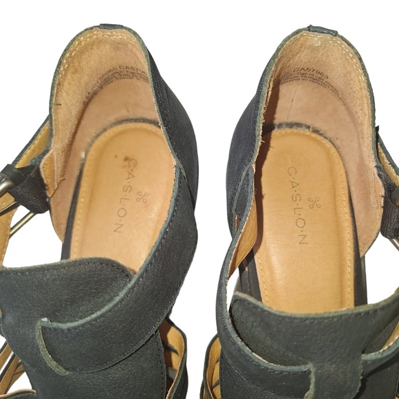 Caslon Sadie 8M Black Leather Cut Out Almond Toe Chunky Heel Buckle Shoes Bootie - Picture 8 of 10